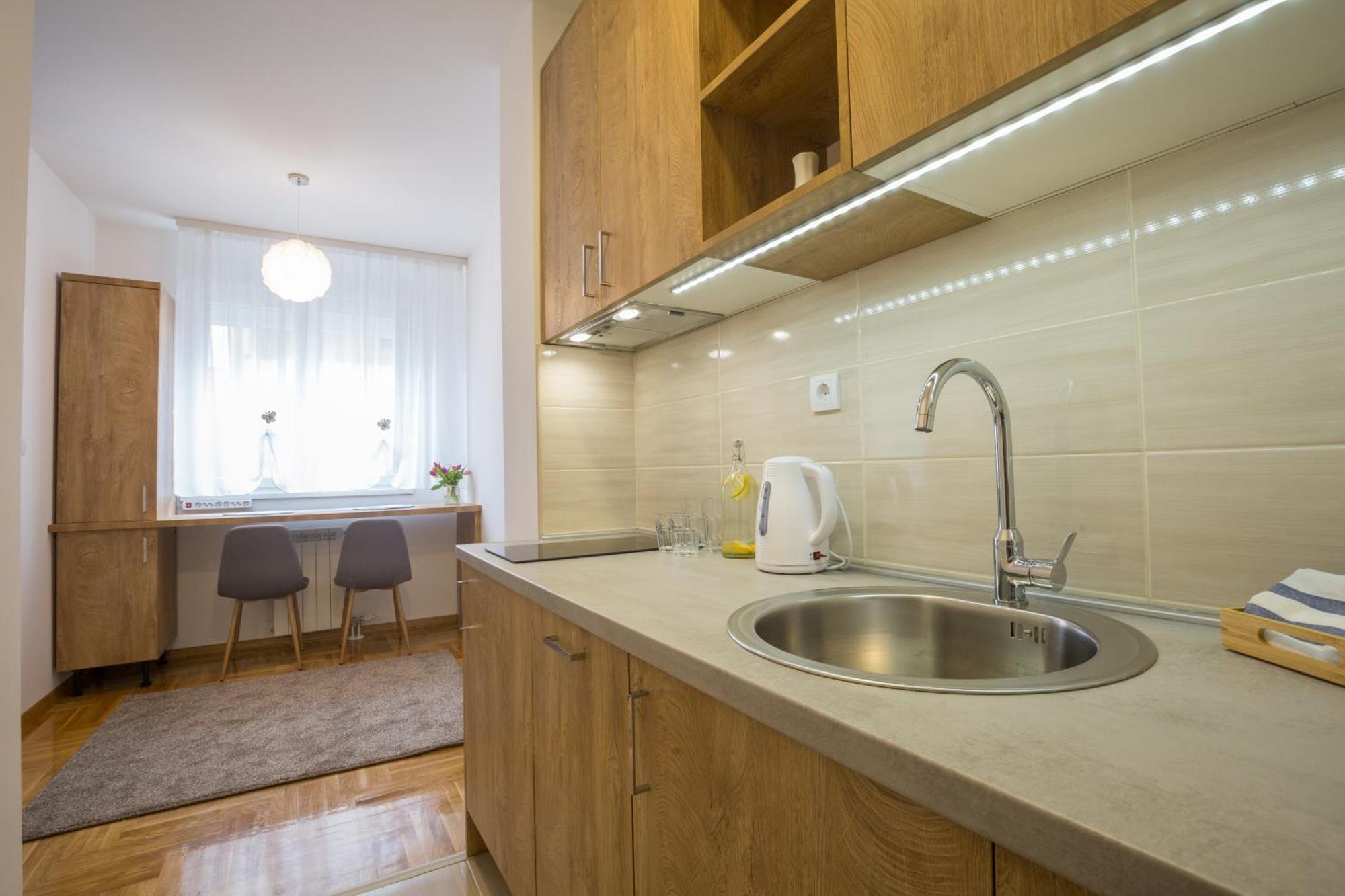 Thomas Residence Белград Екстериор снимка