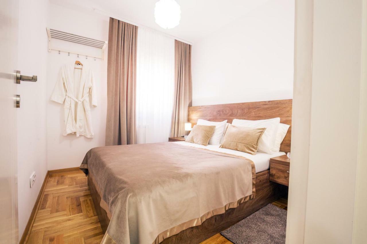 Thomas Residence Белград Екстериор снимка